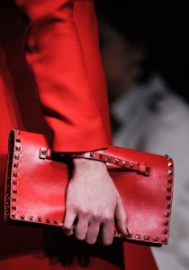 Valentino Pochette cloutée rouge