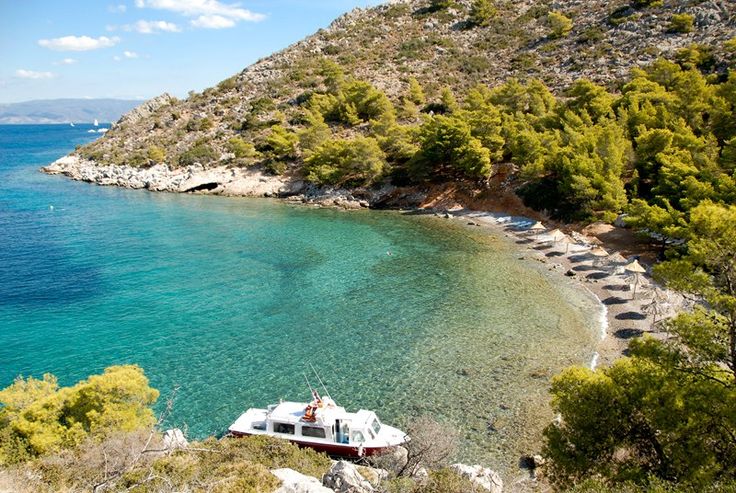 Hydra Bisti beach