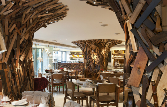 Brunch new-hotel_restaurant_0034-972x628-551x295