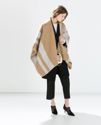 Poncho Zara 2