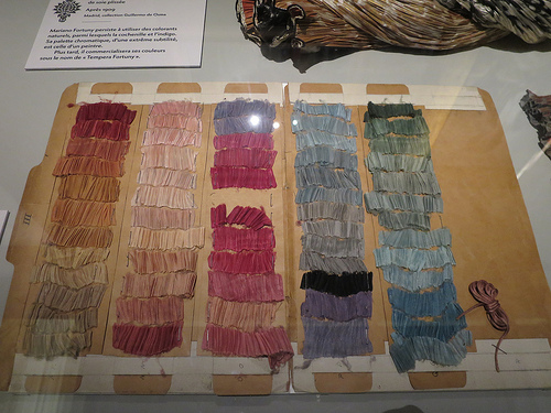 Echantillons de soie plissée