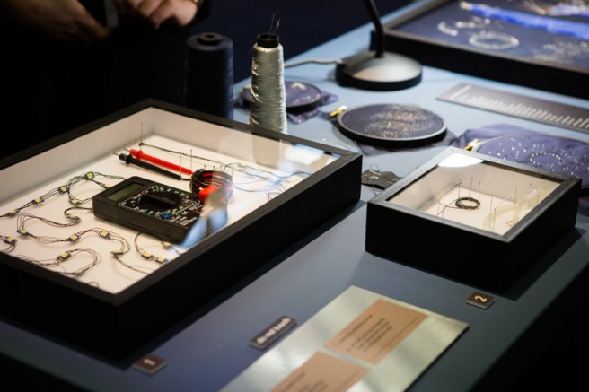 64_premierevisionclaradaguinboite